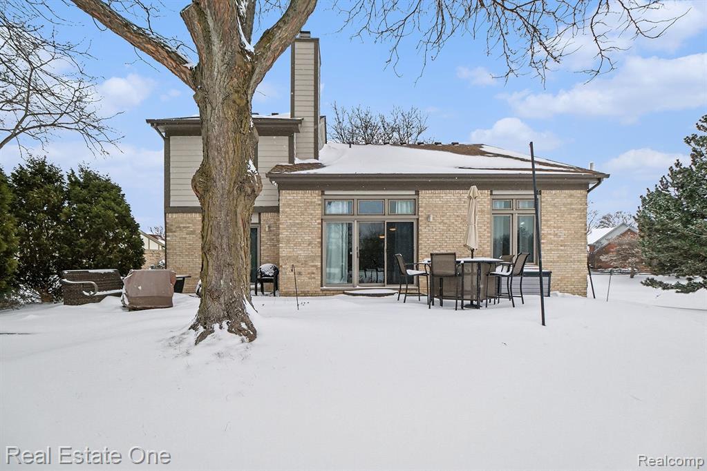 4813 Pickford Drive, Troy, MI 48085 — Photo 27