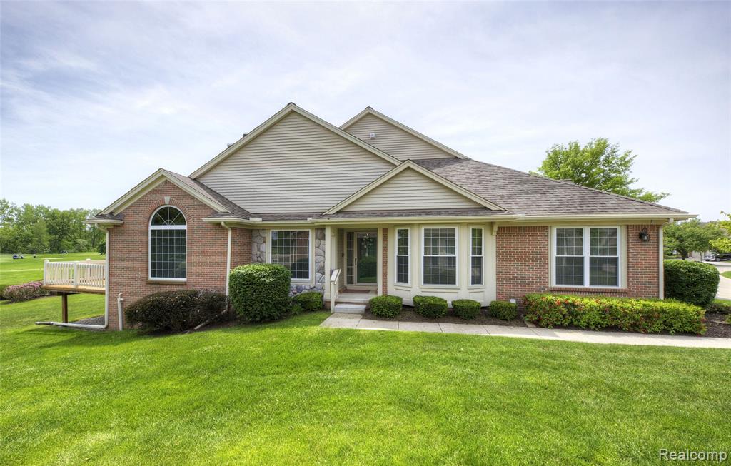 2577 Cleveland Way, Canton, MI 48188 — front exterior