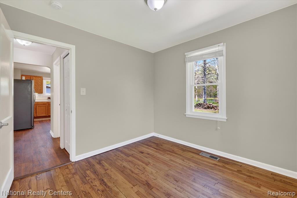 38982 Wabash Street, Romulus, MI 48174 — Photo 18