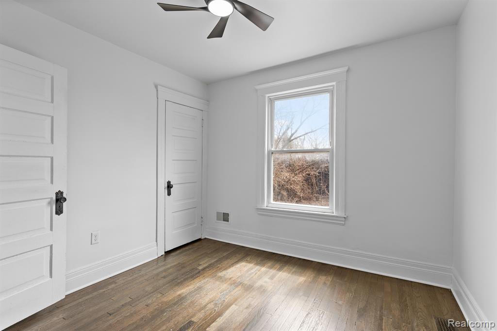 612 MARSTON Street, Detroit, MI 48202 — Photo 25