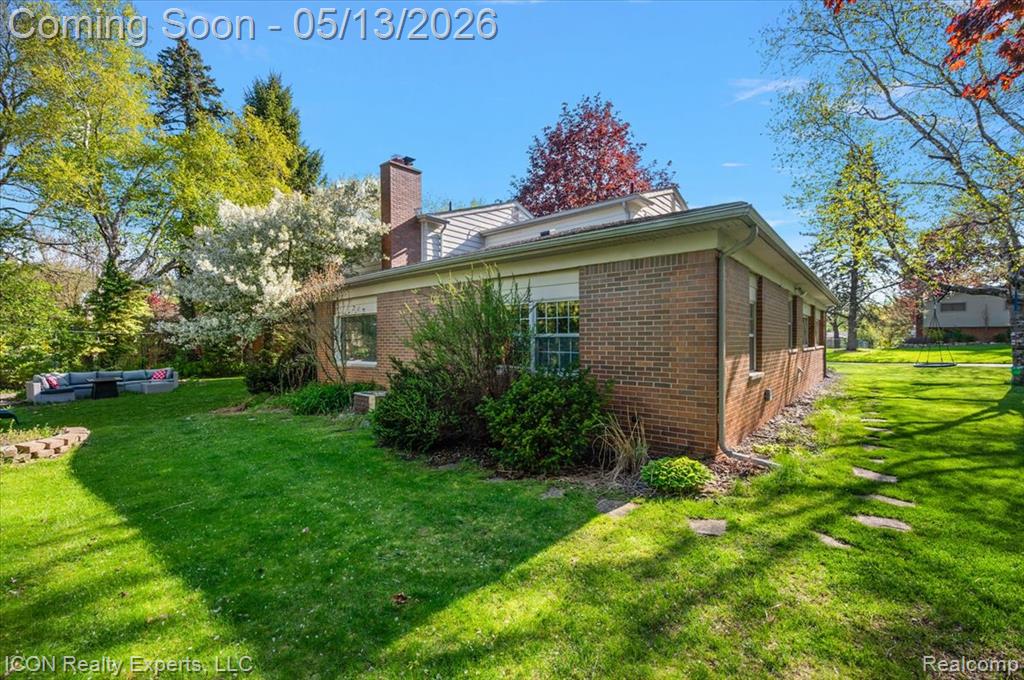 2720 Bridle Road, Bloomfield Hills, MI 48304 — Photo 34