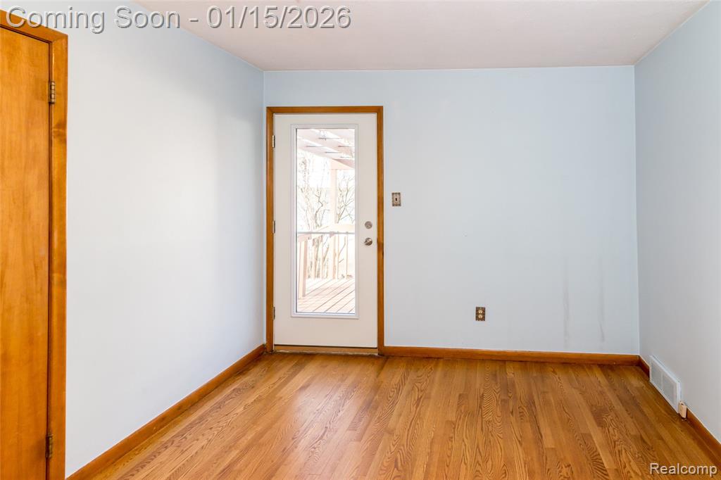 9943 Leverne, Redford, MI 48239 — Photo 33