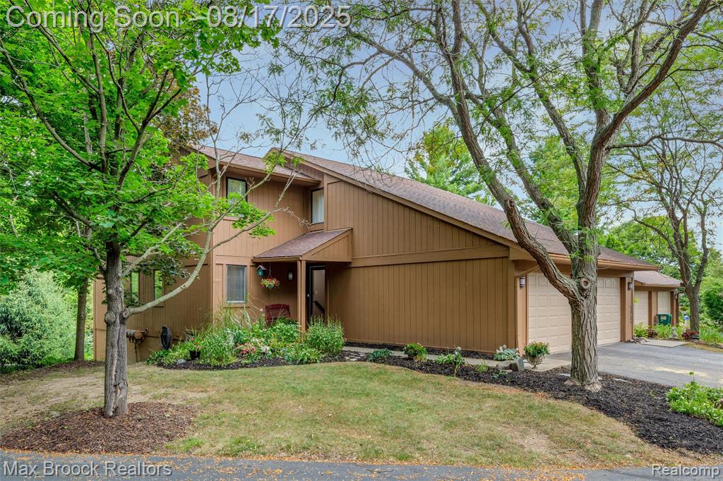 7680 Hudson Court, Dexter, MI 48130 — Photo 2