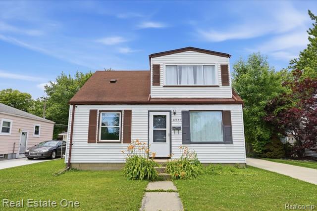 26435 Chippendale Street, Roseville, MI 48066