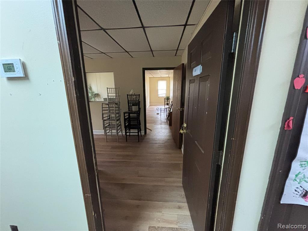 21999 Farmington Road, Farmington, MI, 48336