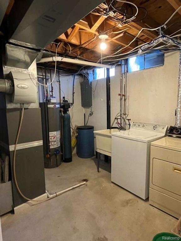352 HAMPTON, South Lyon, MI 48178 — Photo 13
