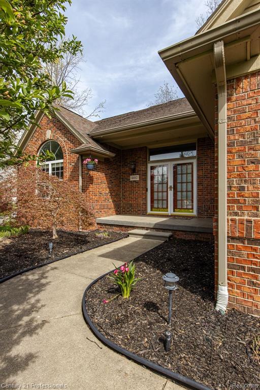 4482 RED OAK Boulevard, Waterford, MI 48329 — Photo 3