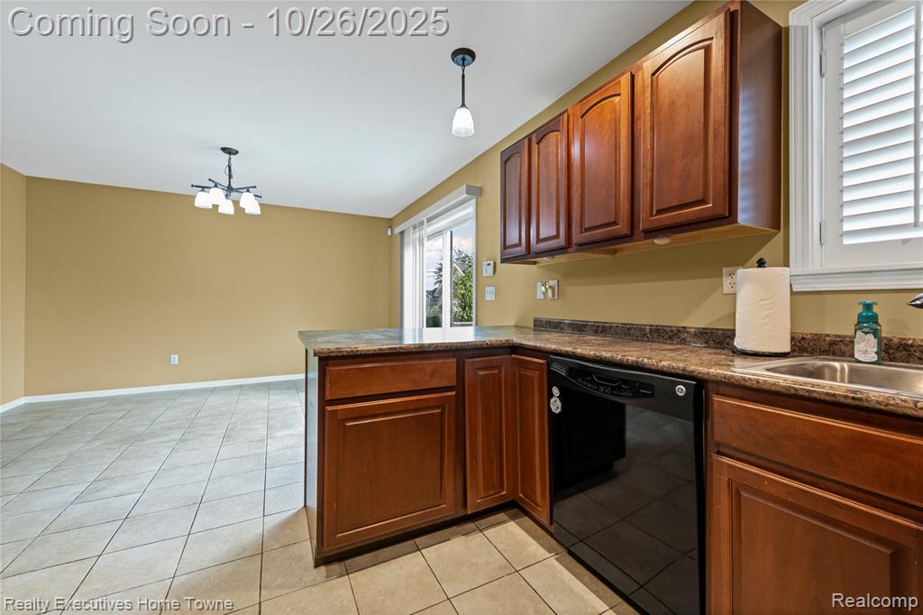 729 Oak Street, Port Huron, MI 48060 — Photo 7