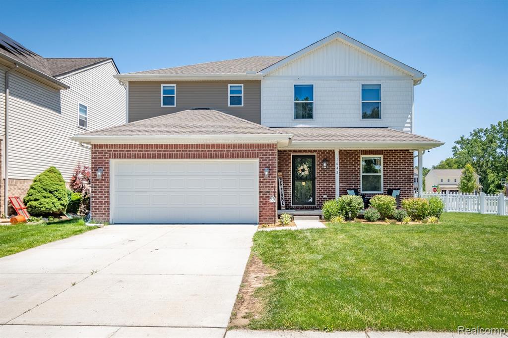 1642 GREENWAY Drive, Ypsilanti, MI 48198 — front exterior