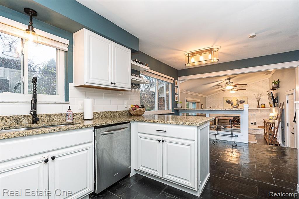 4781 PARVIEW Drive, Clarkston, MI — Photo 9
