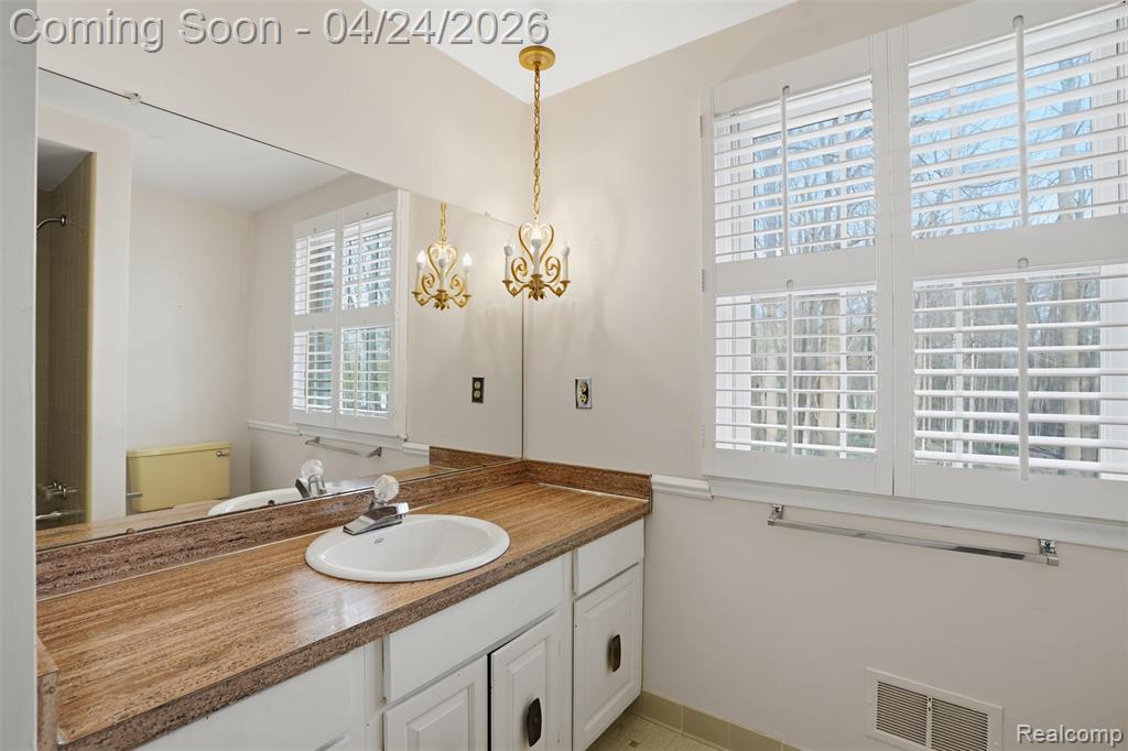 6808 Salem Road, Plymouth, MI 48170 — Photo 38