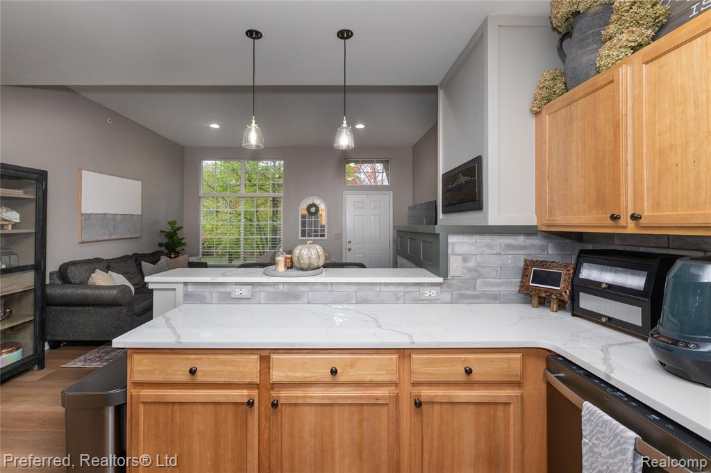 30768 Ardmore Court, 19, Novi, MI 48377 — Photo 13
