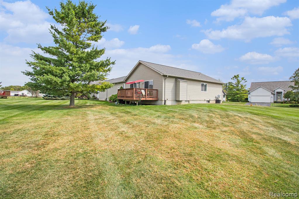 10177 Hawthorne Ridge Road, Goodrich Vlg, MI — Photo 23