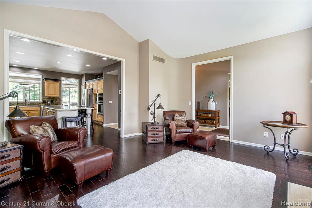 16784 Lyonhurst Circle, 93, Northville, MI 48168 — Photo 6