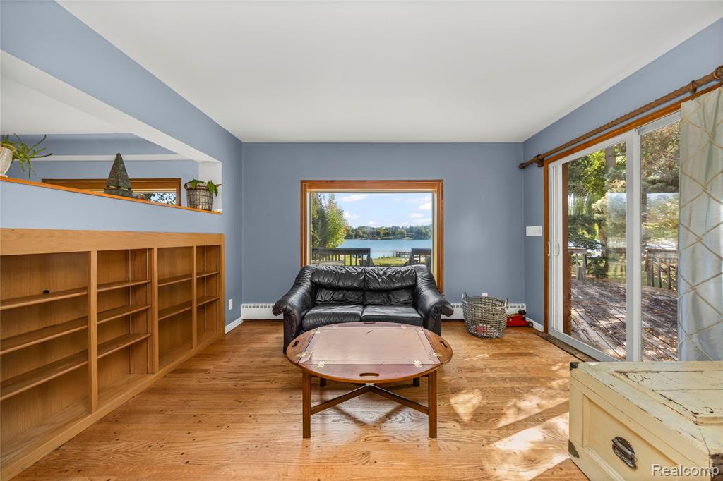6351 Alden Drive, West Bloomfield, MI 48324 — Photo 13