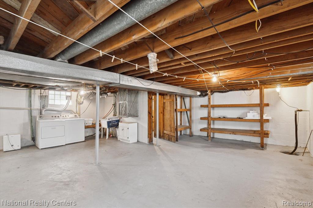4955 WEBER Street, MI — Photo 29