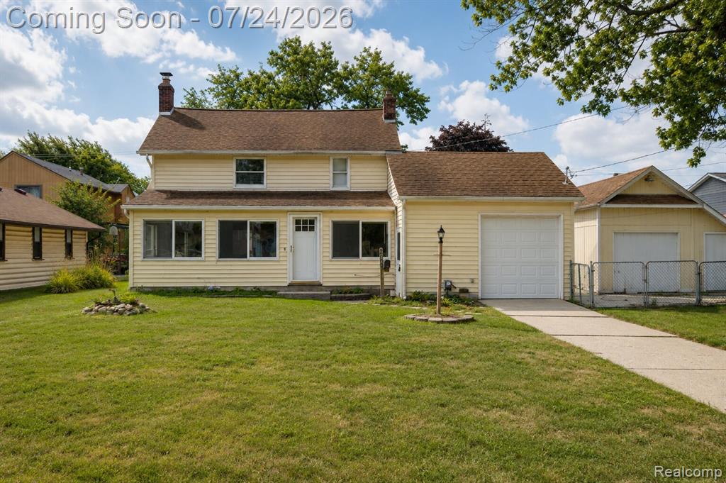 22464 Beach Street, Saint Clair Shores, MI 48081