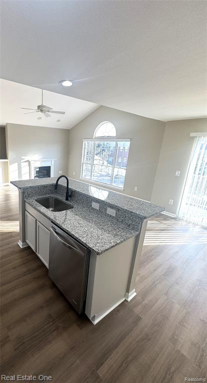 45679 Heather Ridge Drive, Macomb, MI 48044 — Photo 8
