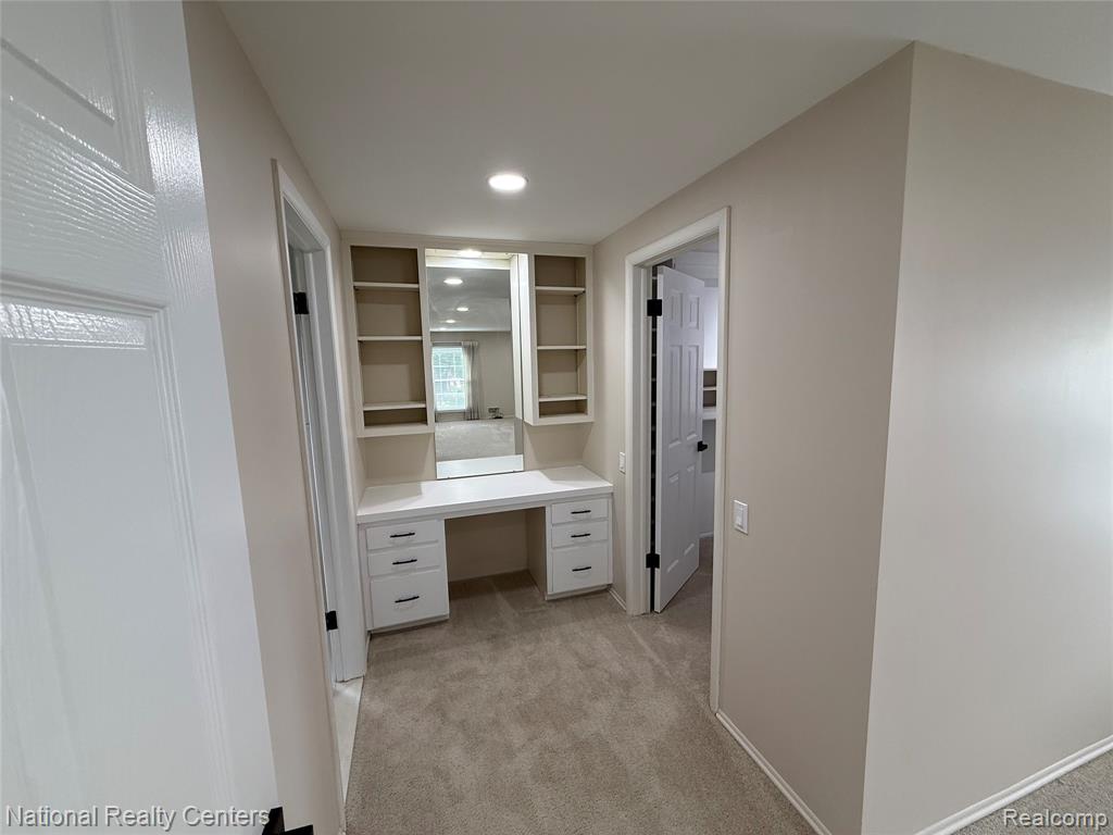 5888 Red Coat Lane, West Bloomfield, MI — Photo 35