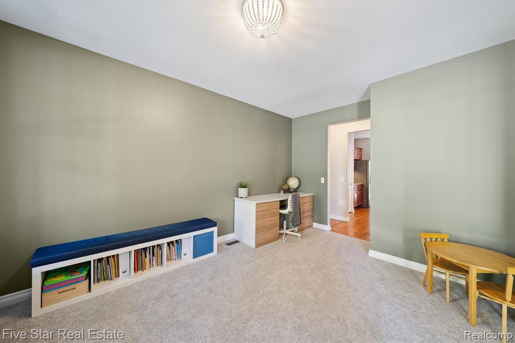49529 TAFT Lane, Canton, MI 48188 — Photo 25