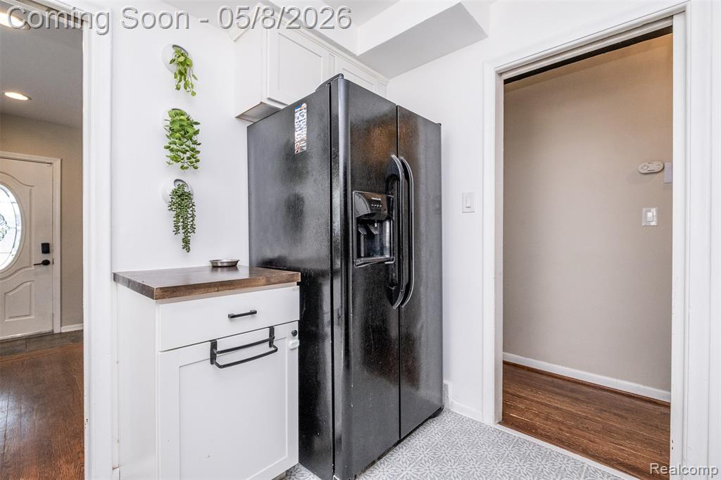 8796 Saratoga Street, Oak Park, MI 48237 — Photo 16