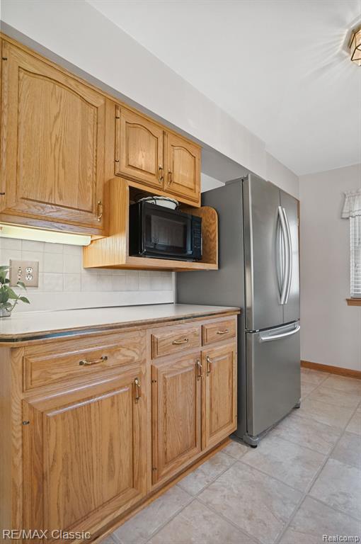 6900 CRESTWOOD Street, Dearborn Heights, MI 48127 — Photo 14