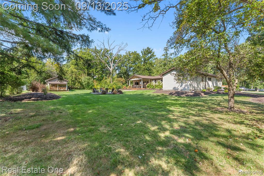 9175 Byromar Lane, Grosse Ile, MI 48138 — Photo 41