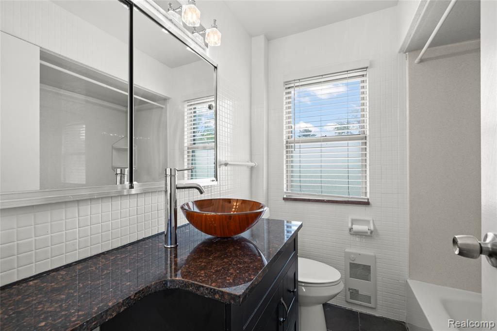 27517 Sheridan Street, Garden City, MI — Photo 11