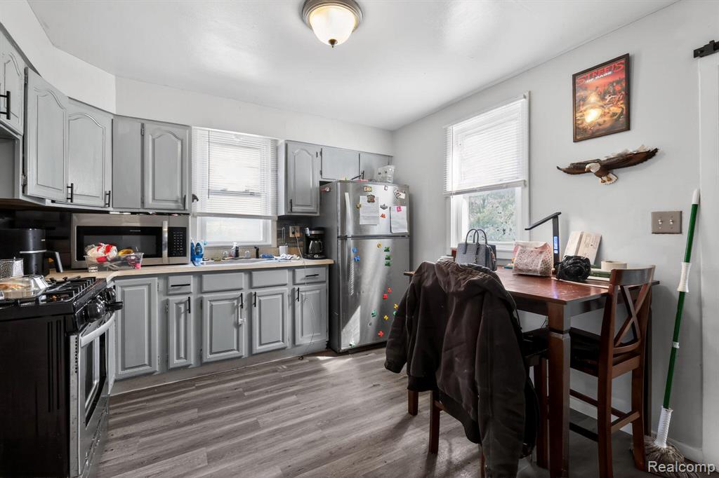 5918 Cardwell Street, Garden City, MI — Photo 15