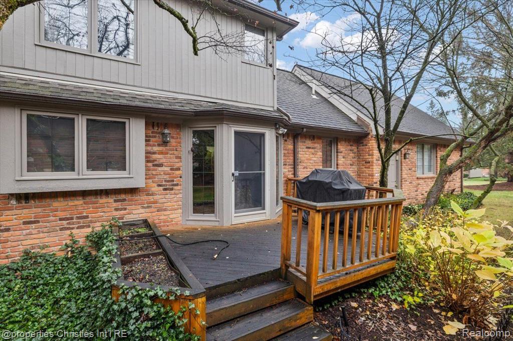 5579 Pine Brooke Court, Bloomfield Hills, MI 48304 — Photo 42