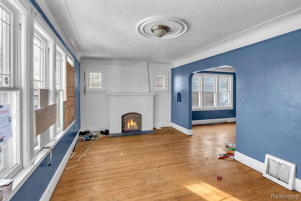 5935 BEDFORD Street, Detroit, MI 48224 — Photo 6