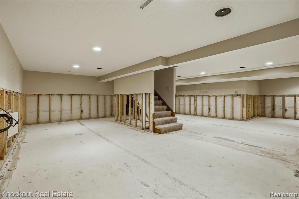 686 Willow Lane, Frankenmuth, MI 48734 — Photo 34