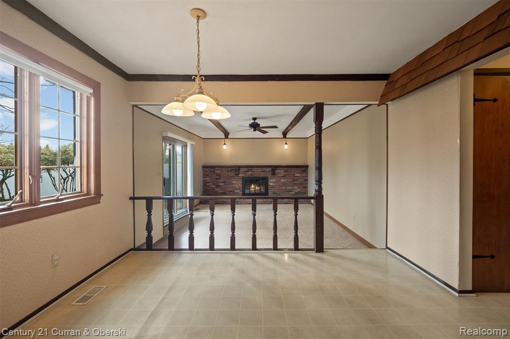 19419 Coachwood Road, Riverview, MI 48193 — Photo 13