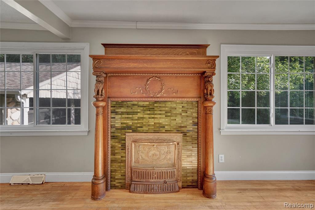 2476 Vandekarr Road, Owosso, MI 48867 — Photo 11
