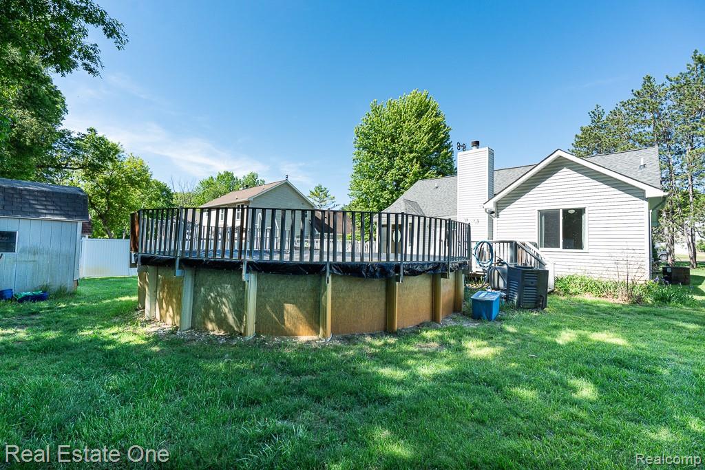 1081 Clearview Drive, Oxford, MI 48371 — Photo 32