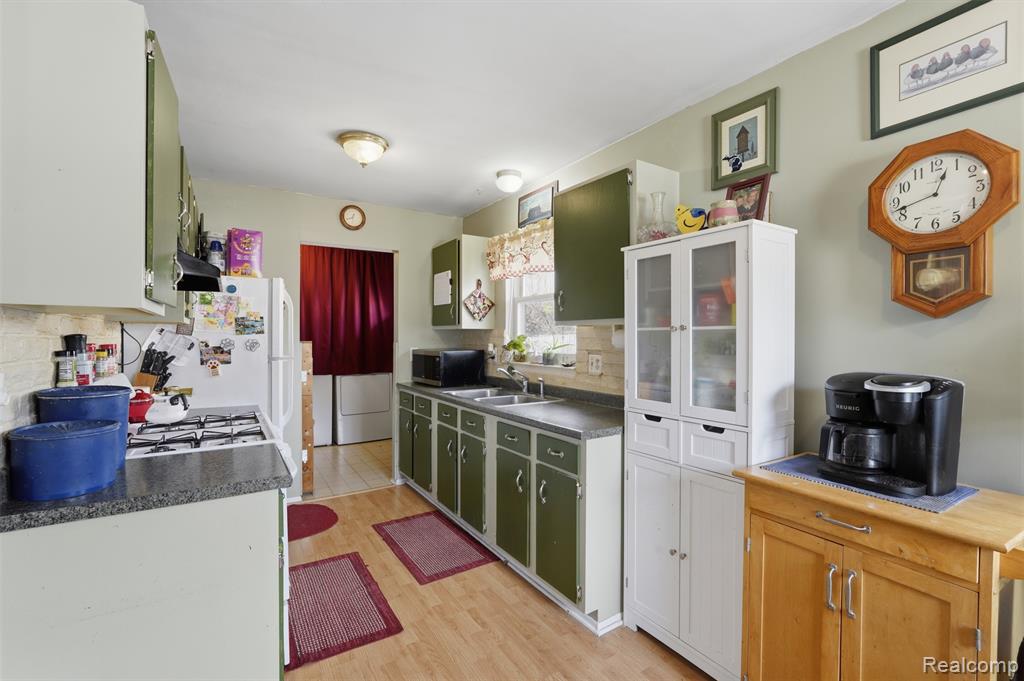 433 Haze, Pinckney, MI 48169 — Photo 6