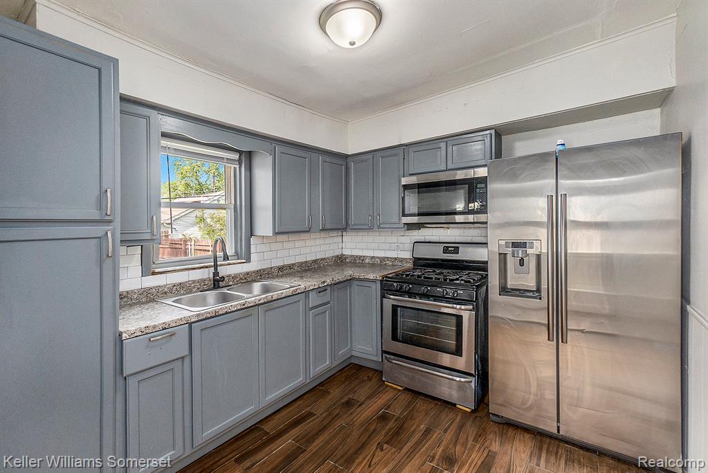 8427 Timken Avenue, Warren, MI 48089 — Photo 8