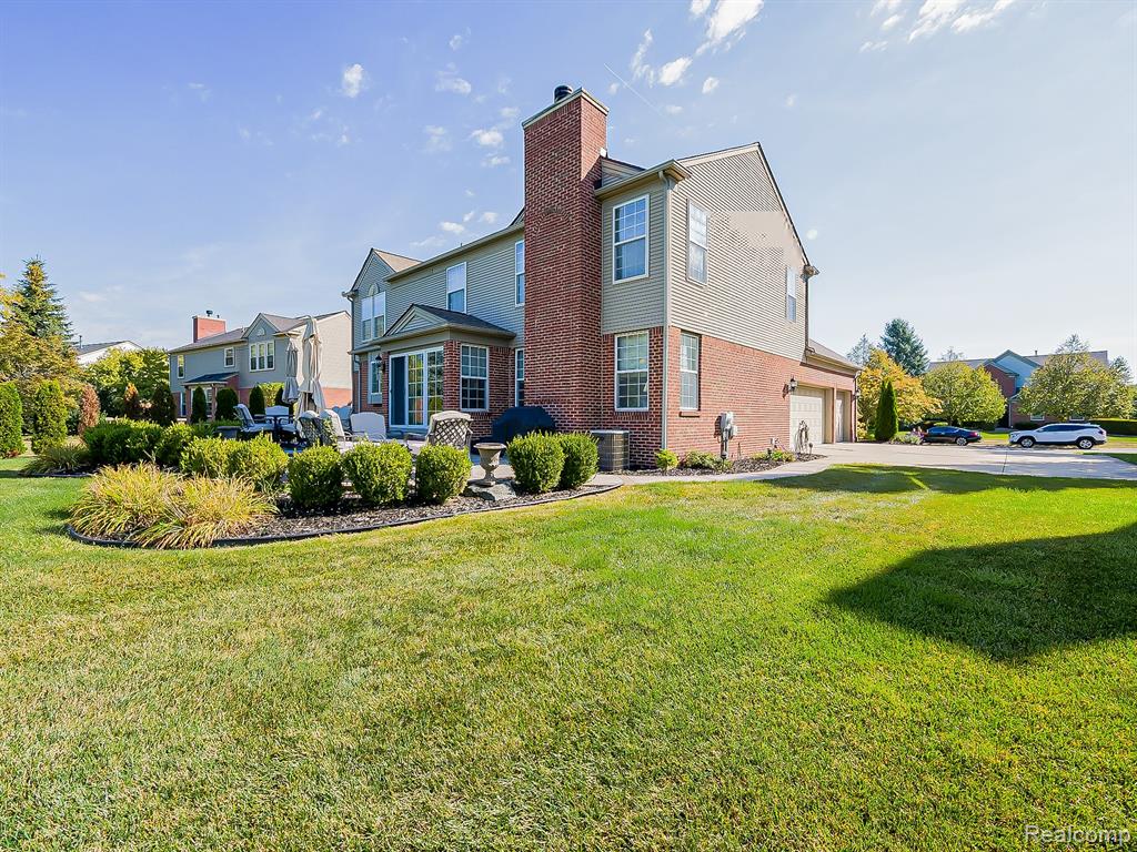 48581 Greenwich Circle, Canton, MI 48188 — Photo 33