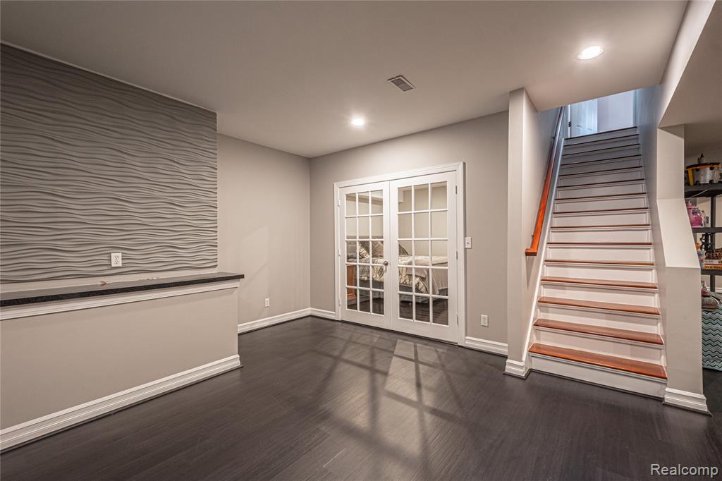 5429 Shorewood Drive, Fort Gratiot, MI 48059 — Photo 48