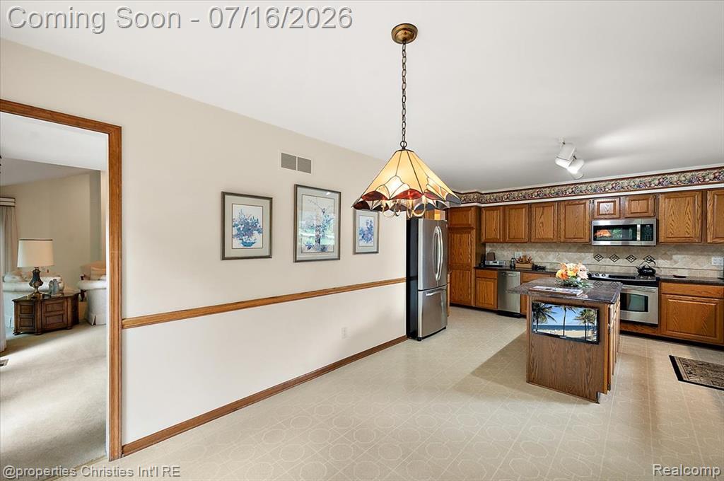 969 Whitegate Drive, Northville, MI 48167 — Photo 13