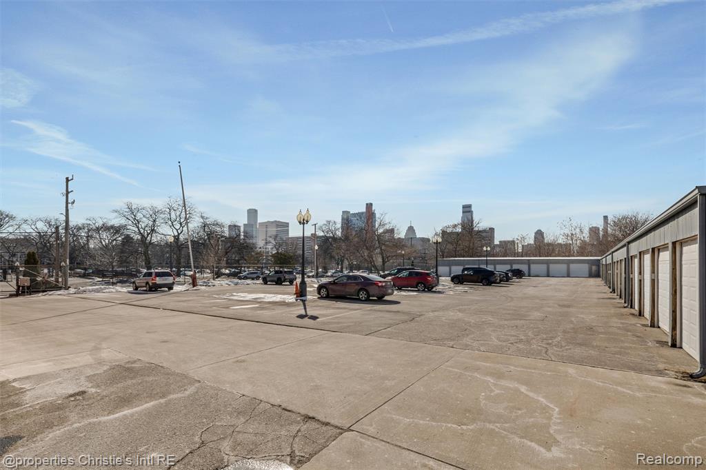 1395 Antietam Avenue, 39, Detroit, MI 48207 — Photo 35