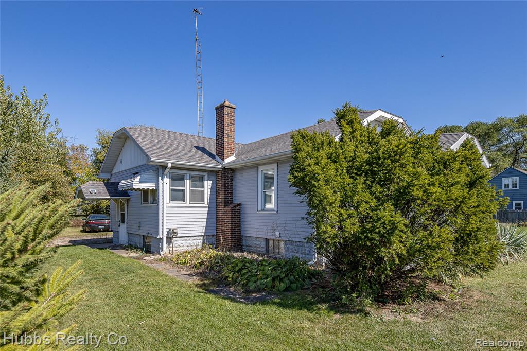 5305 Lapeer Road, Burton, MI 48509 — Photo 5