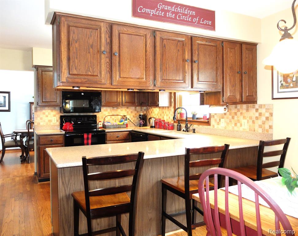 8180 SLEEPY TIME Court, Clarkston, MI 48348 — Photo 13