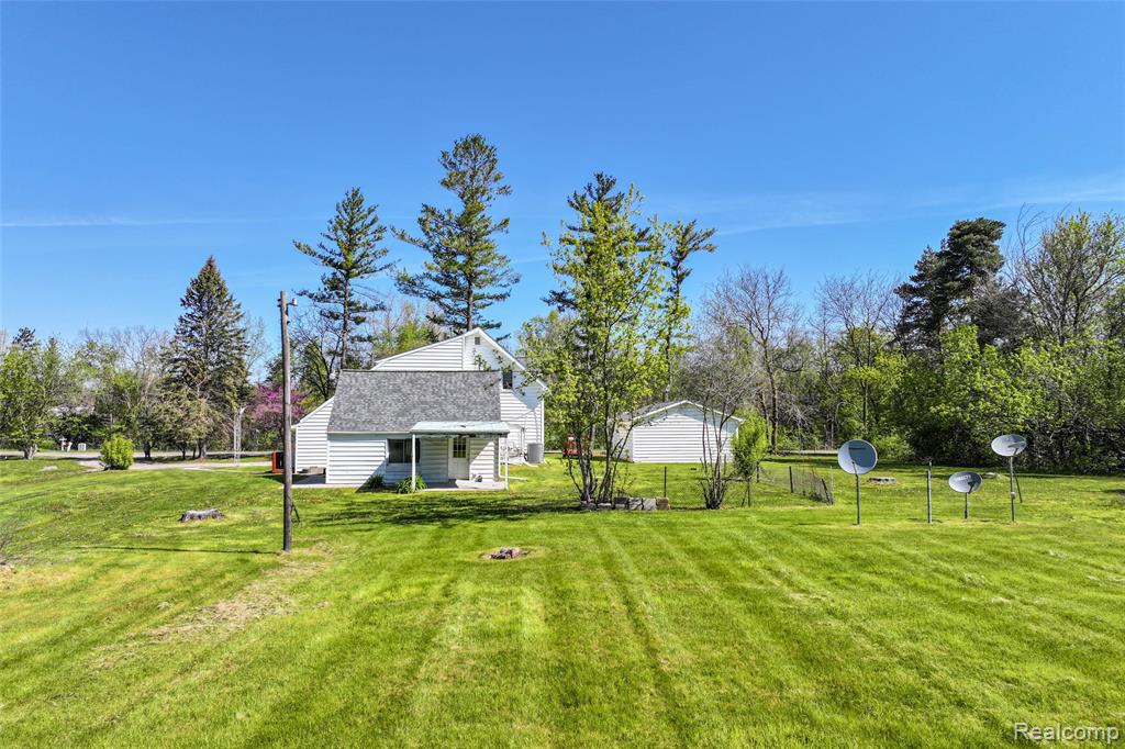 11472 E Lippincott Boulevard, Davison, MI 48423 — Photo 49
