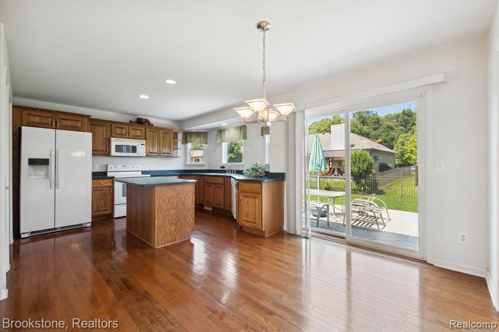 53329 SHAWN Drive, Chesterfield, MI 48047 — Photo 16