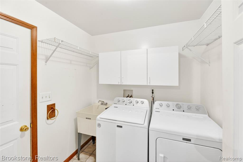 42645 Riggs Road, Van Buren, MI 48111 — Photo 17