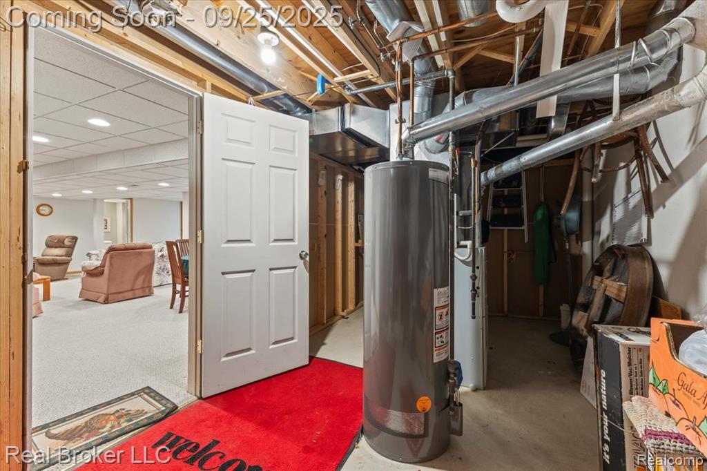 46526 Serenity Drive, Macomb, MI 48044 — Photo 41