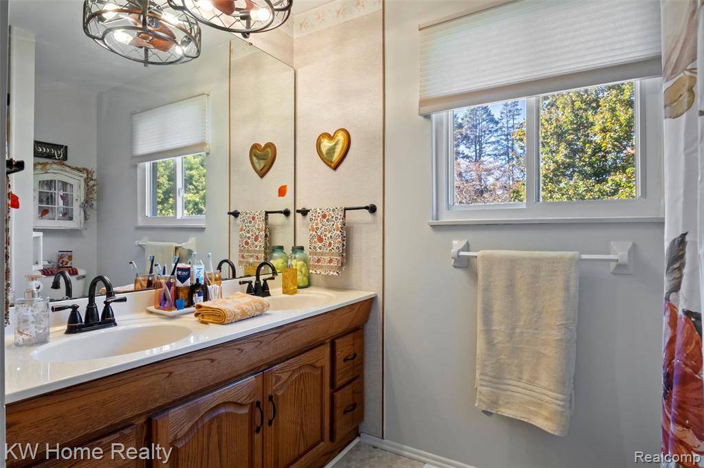 5334 Dunster Road, Grand Blanc, MI 48439 — Photo 21