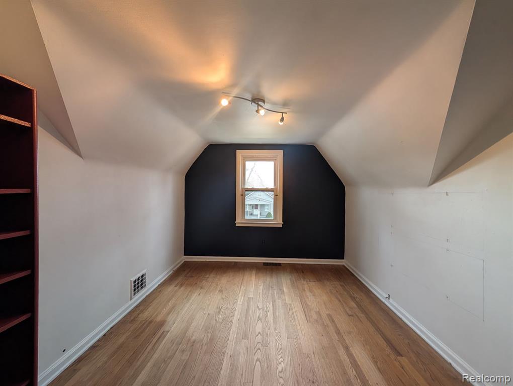 6652 Rockdale Street, Dearborn Heights, MI 48127 — Photo 22