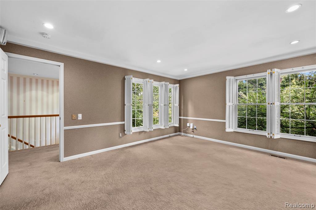 194 Charlevoix Avenue, Grosse Pointe Farms, MI 48236 — Photo 37